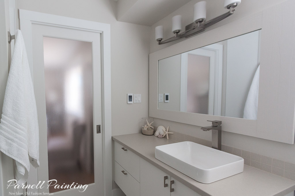 a bathroom painted by professional painting company parnell painting in nanaimo